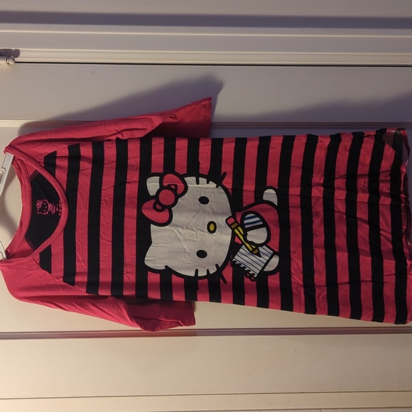 Hello Kitty ‼️Lot of 2 ‼️Girls Sz S / 6-6X Dress and Nightgown. - Picture 2 of 7